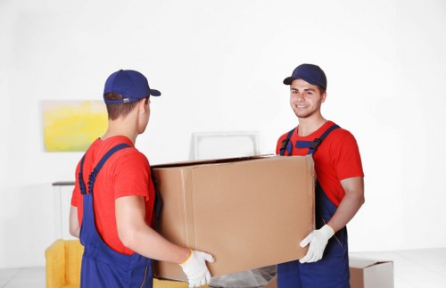 Packing and loading support from Wallington removal experts