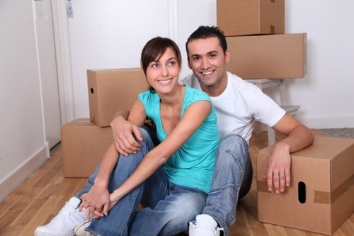 Booking and payment terms for a UK removal service